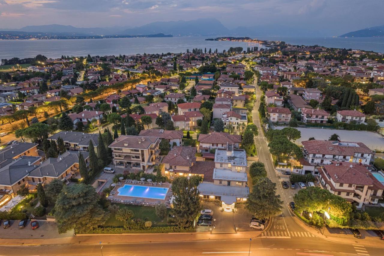 Hotel Gardenia Sirmione Kültér fotó